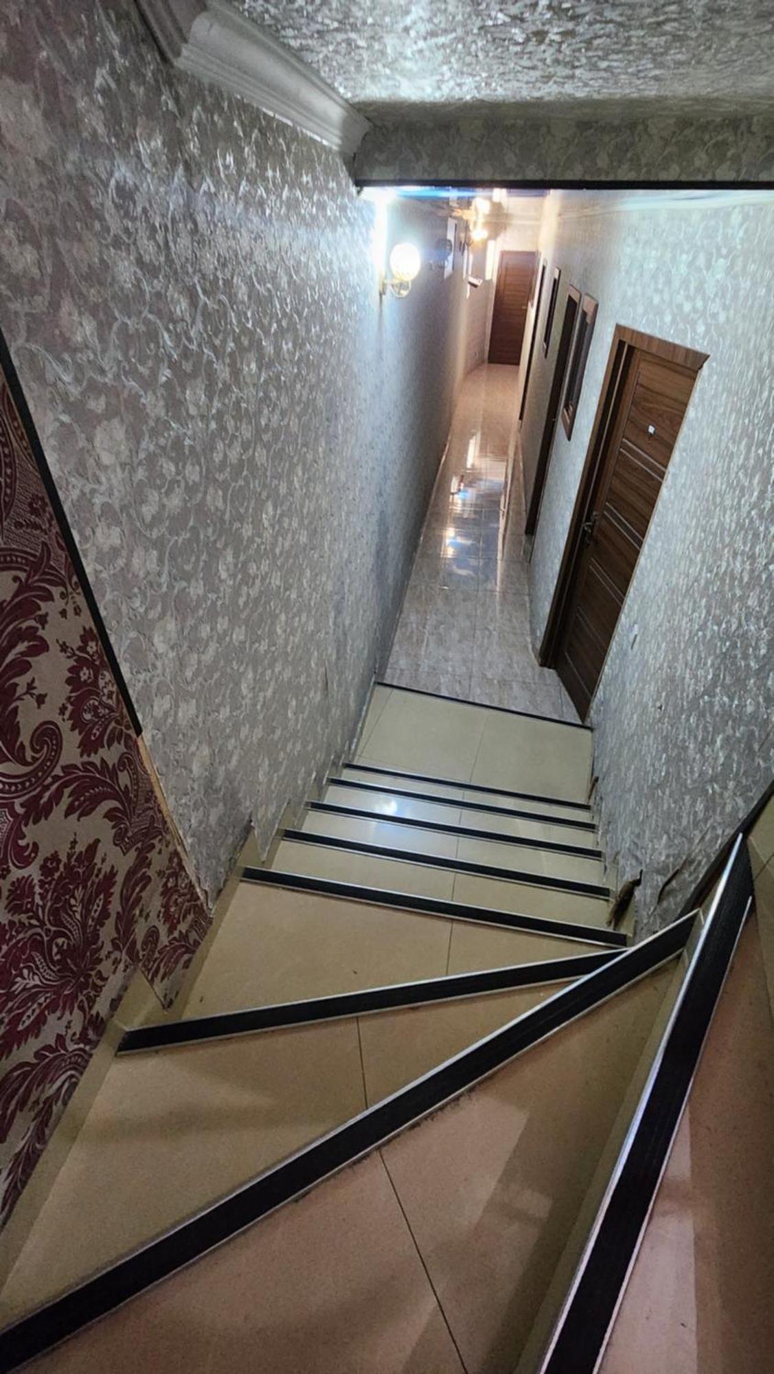 Hotel ,,Mega" Tiflis Exterior foto